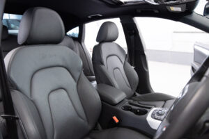 A5スポーツバック 2.0 TFSI クワトロ 4WD