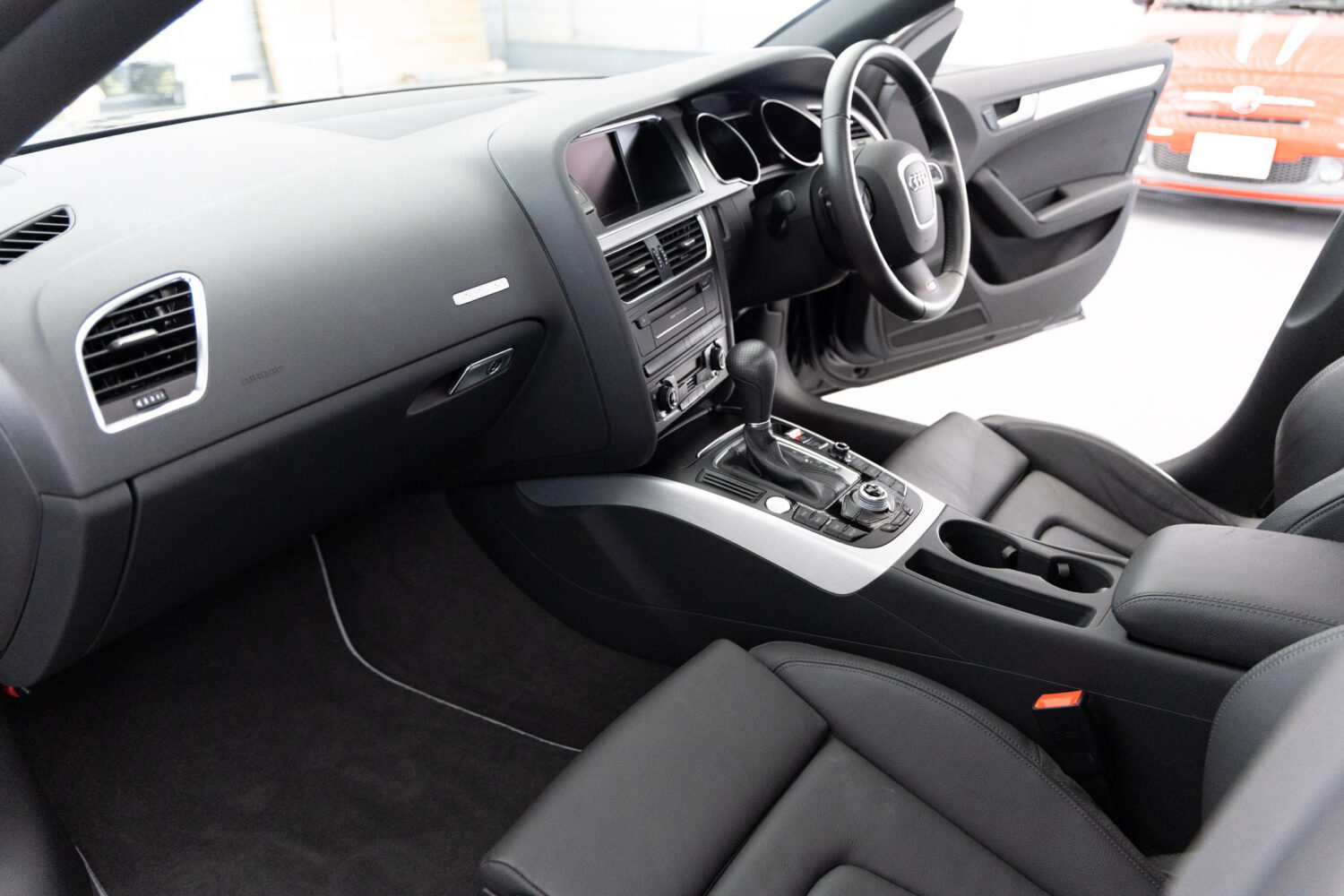 A5スポーツバック 2.0 TFSI クワトロ 4WD