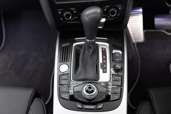 A5スポーツバック 2.0 TFSI クワトロ 4WD