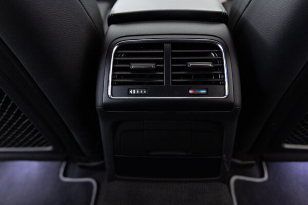 A5スポーツバック 2.0 TFSI クワトロ 4WD
