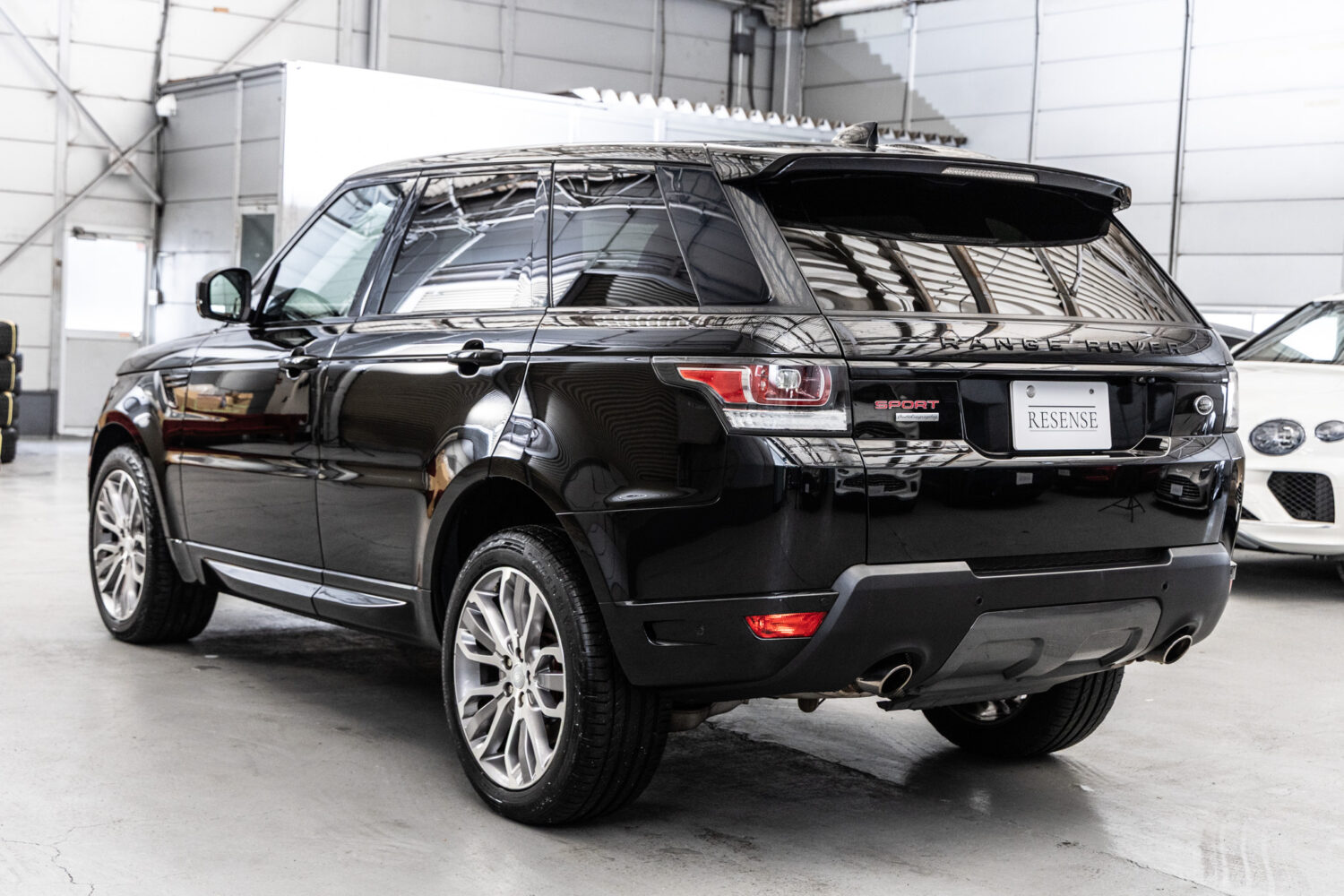 レンジローバースポーツ オートバイオグラフィ ダイナミック (5.0リッター) 4WD