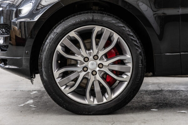 レンジローバースポーツ オートバイオグラフィ ダイナミック (5.0リッター) 4WD