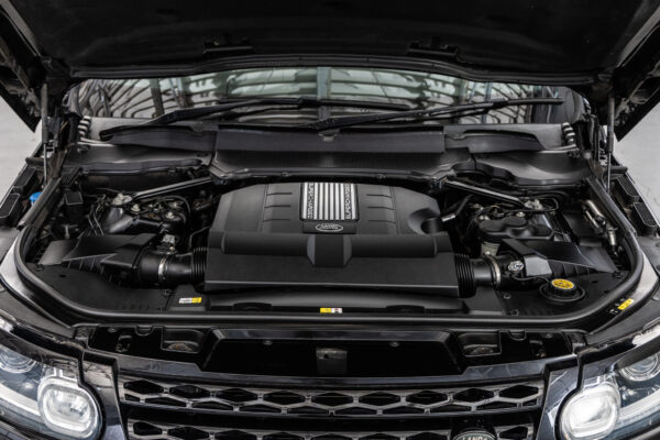 レンジローバースポーツ オートバイオグラフィ ダイナミック (5.0リッター) 4WD