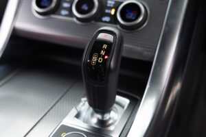 レンジローバースポーツ オートバイオグラフィ ダイナミック (5.0リッター) 4WD