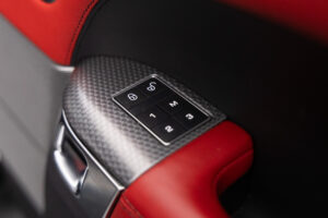 レンジローバースポーツ オートバイオグラフィ ダイナミック (5.0リッター) 4WD