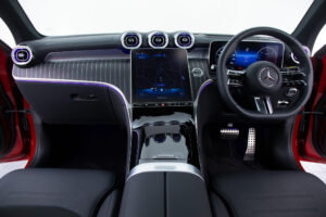 メルセデス・ベンツ GLC220 d 4マチック (ISG搭載モデル) AMGラインパッケージ ディーゼルターボ 4WD