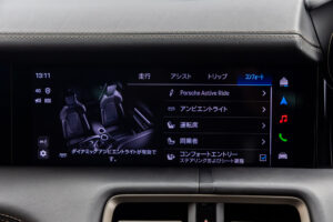 タイカン ターボS 4シート 4WD
