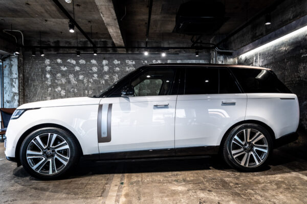 レンジローバー SV4.4L P530 SWB 4WD