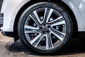 レンジローバー SV4.4L P530 SWB 4WD