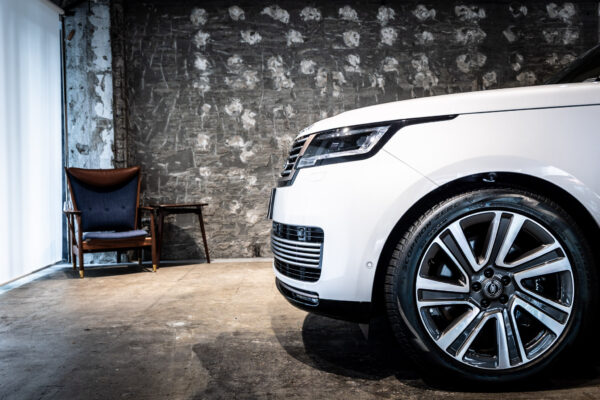 レンジローバー SV4.4L P530 SWB 4WD