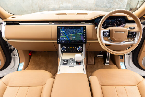 レンジローバー SV4.4L P530 SWB 4WD