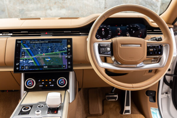 レンジローバー SV4.4L P530 SWB 4WD