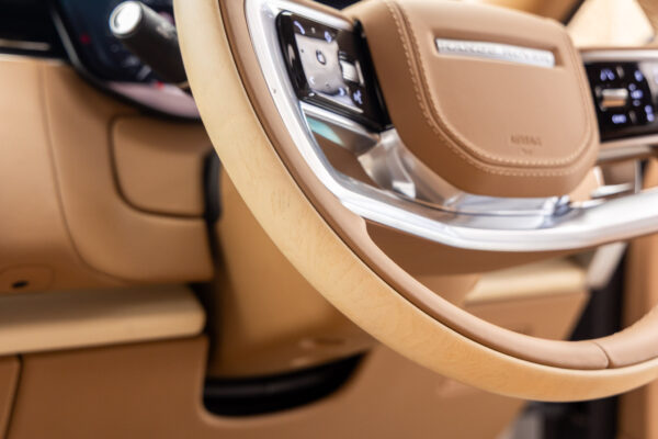 レンジローバー SV4.4L P530 SWB 4WD