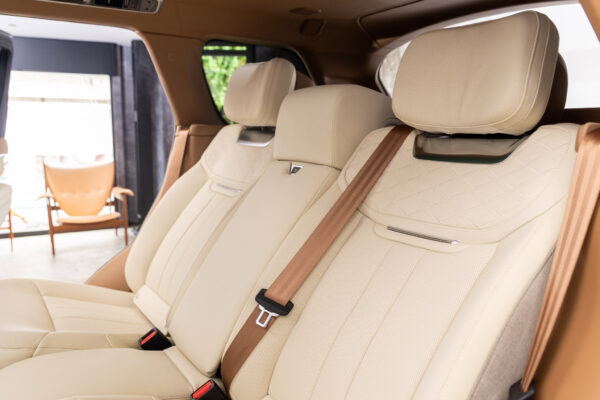 レンジローバー SV4.4L P530 SWB 4WD