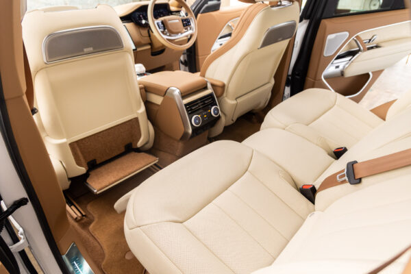 レンジローバー SV4.4L P530 SWB 4WD