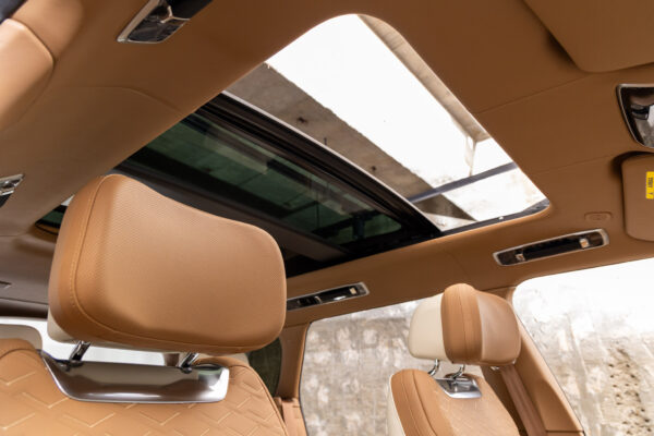 レンジローバー SV4.4L P530 SWB 4WD