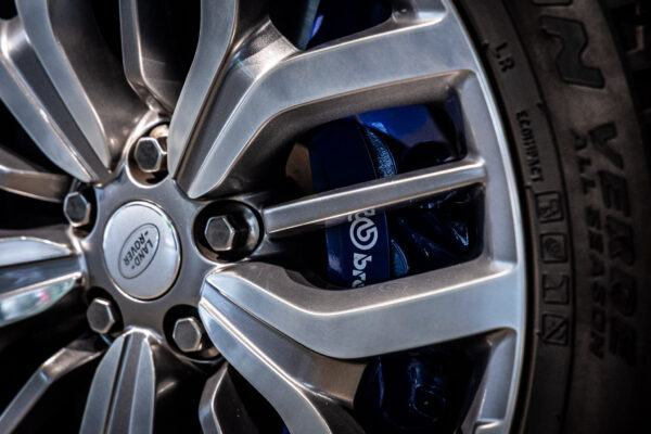 レンジローバースポーツ SVR 4WD