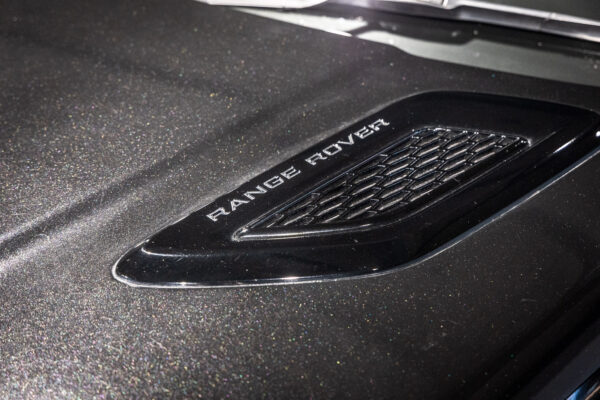 レンジローバースポーツ SVR 4WD