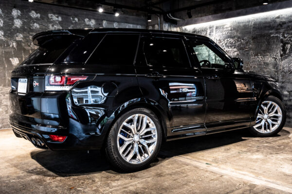 レンジローバースポーツ SVR 4WD