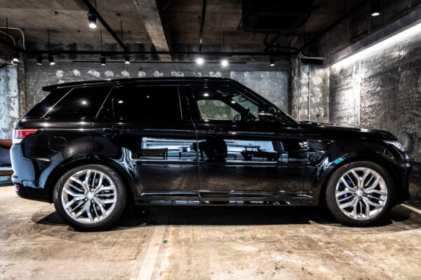 レンジローバースポーツ SVR 4WD