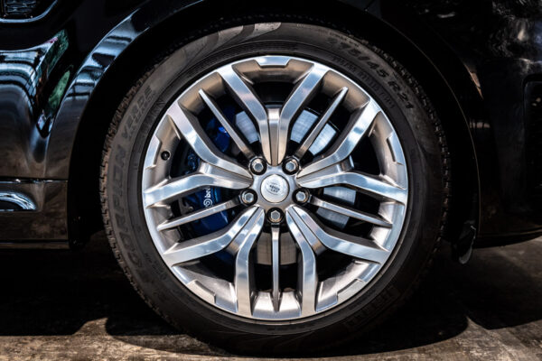 レンジローバースポーツ SVR 4WD