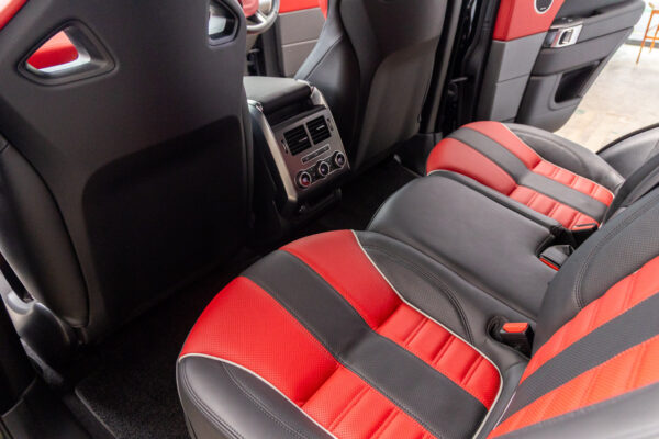 レンジローバースポーツ SVR 4WD