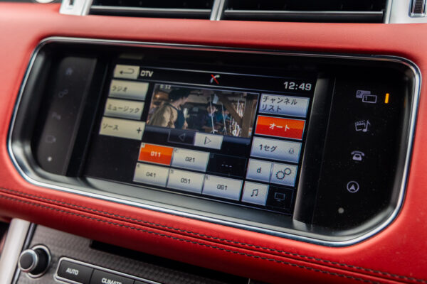 レンジローバースポーツ SVR 4WD