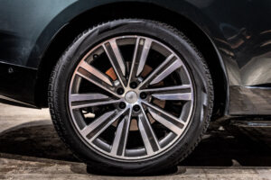 レンジローバー オートバイオグラフィ3.0L D300 SWB 4WD