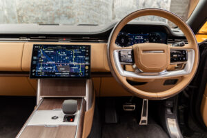 レンジローバー オートバイオグラフィ3.0L D300 SWB 4WD