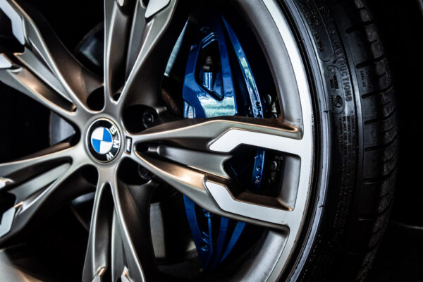 5シリーズ M550i xドライブ 4WD