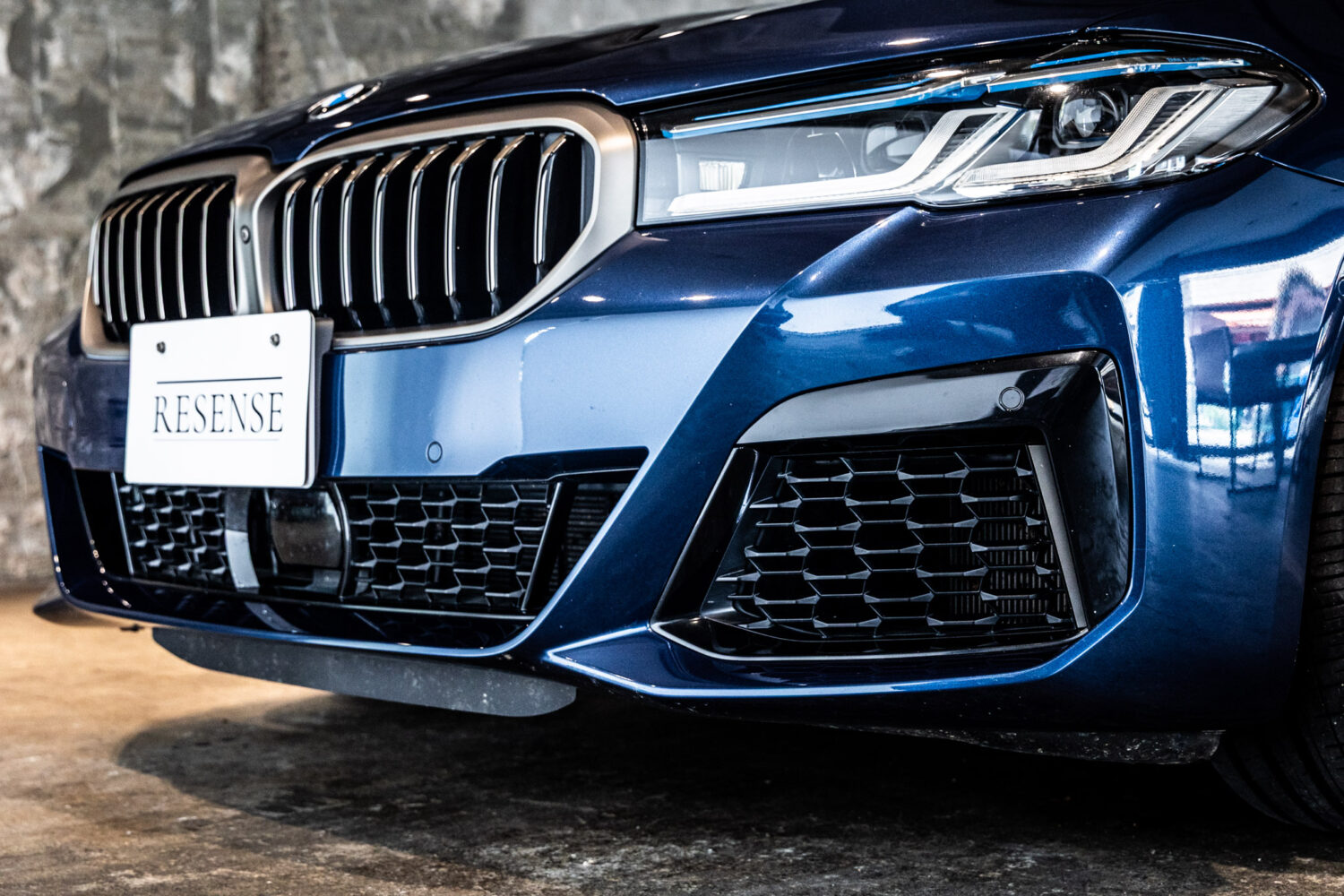 5シリーズ M550i xドライブ 4WD