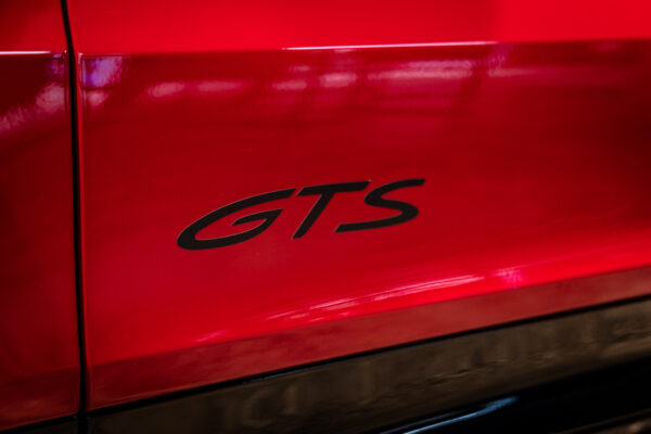 カイエン GTSティプトロニックS 4WD