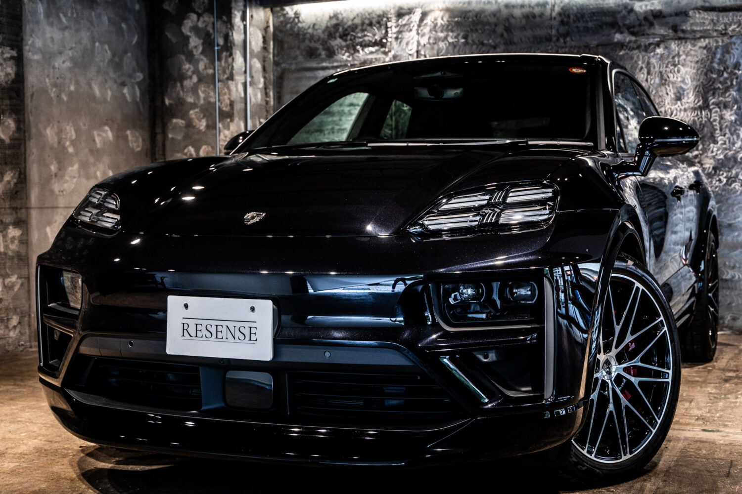 マカンエレクトロ ターボ 4WD