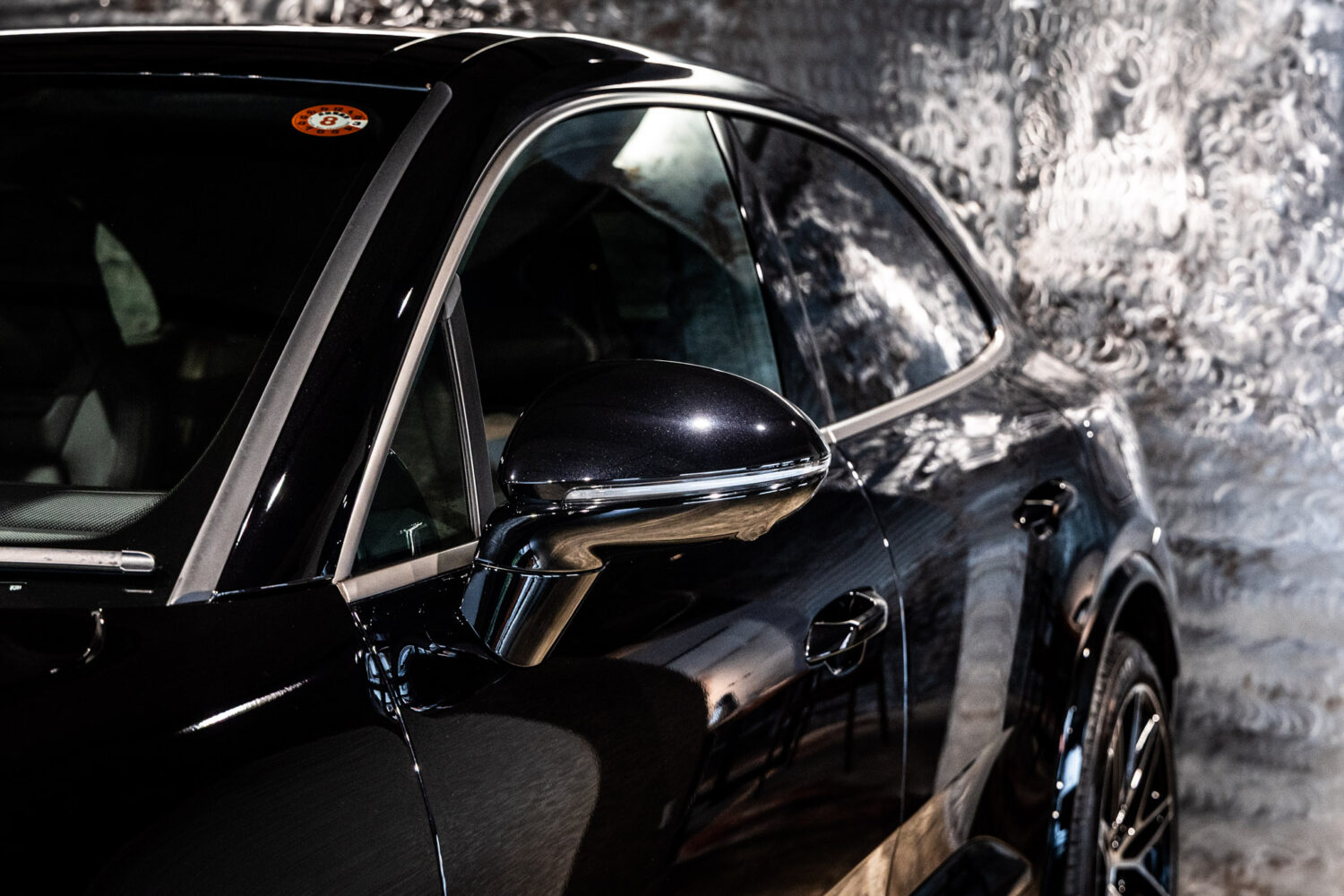 マカンエレクトロ ターボ 4WD