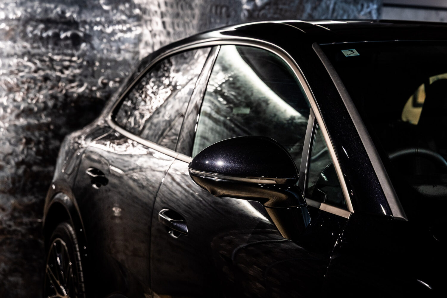 マカンエレクトロ ターボ 4WD