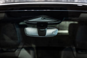 マカンエレクトロ ターボ 4WD