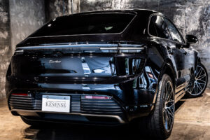 マカンエレクトロ ターボ 4WD