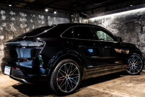 マカンエレクトロ ターボ 4WD