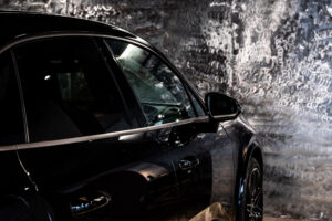 マカンエレクトロ ターボ 4WD