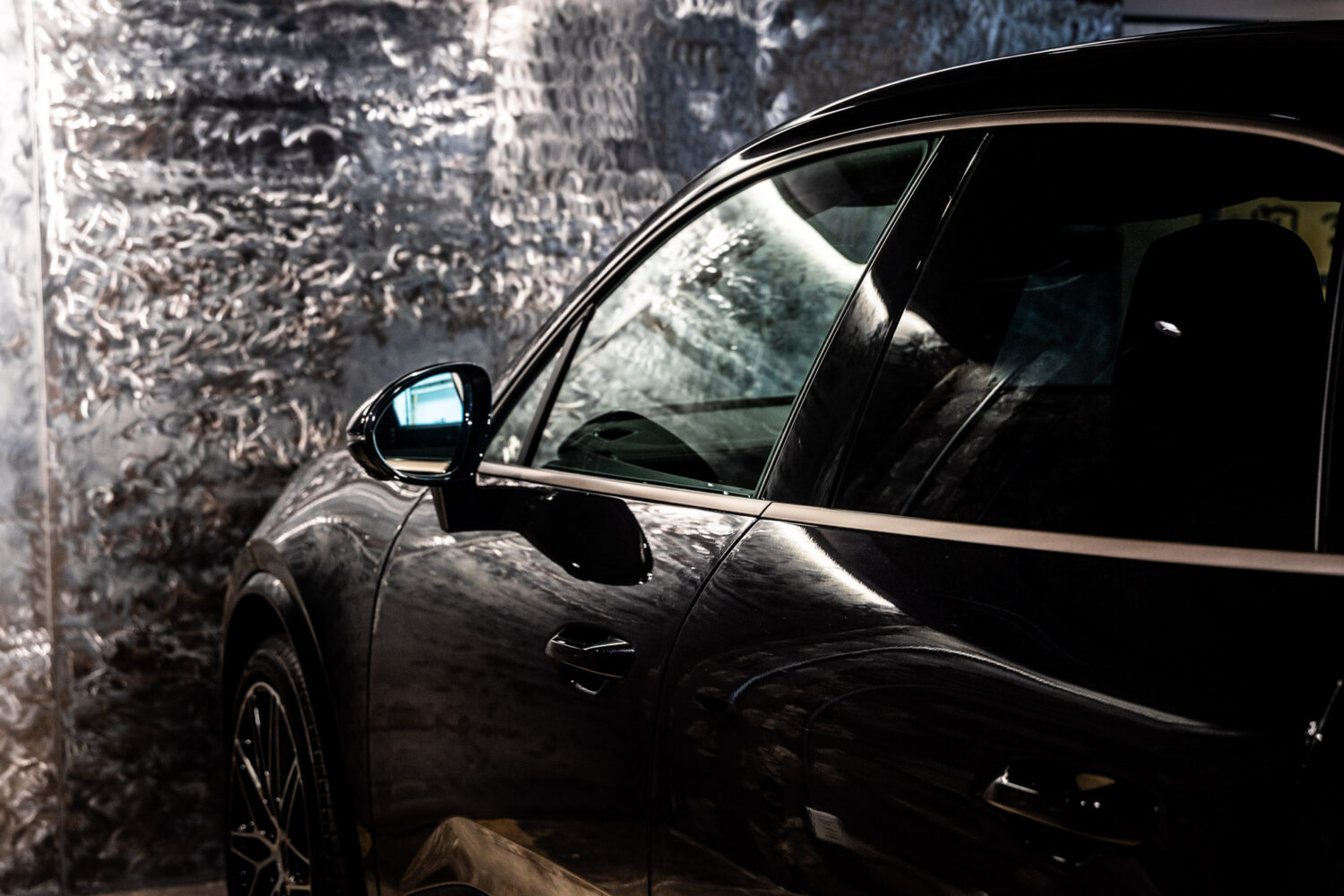 マカンエレクトロ ターボ 4WD