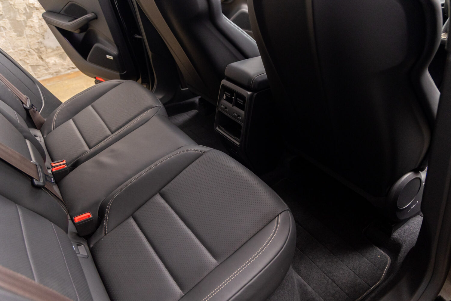 マカンエレクトロ ターボ 4WD