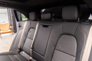 マカンエレクトロ ターボ 4WD