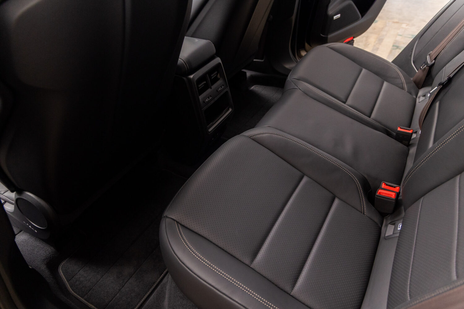 マカンエレクトロ ターボ 4WD