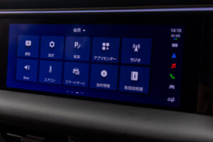 マカンエレクトロ ターボ 4WD