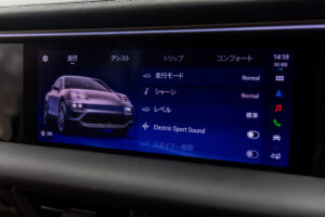 マカンエレクトロ ターボ 4WD