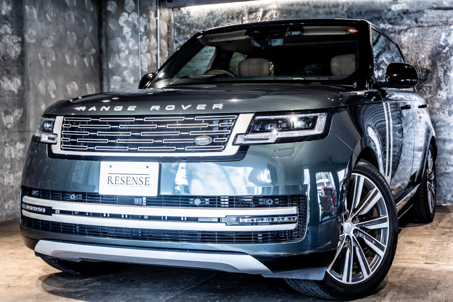 レンジローバー オートバイオグラフィ3.0L D300 SWB 4WD