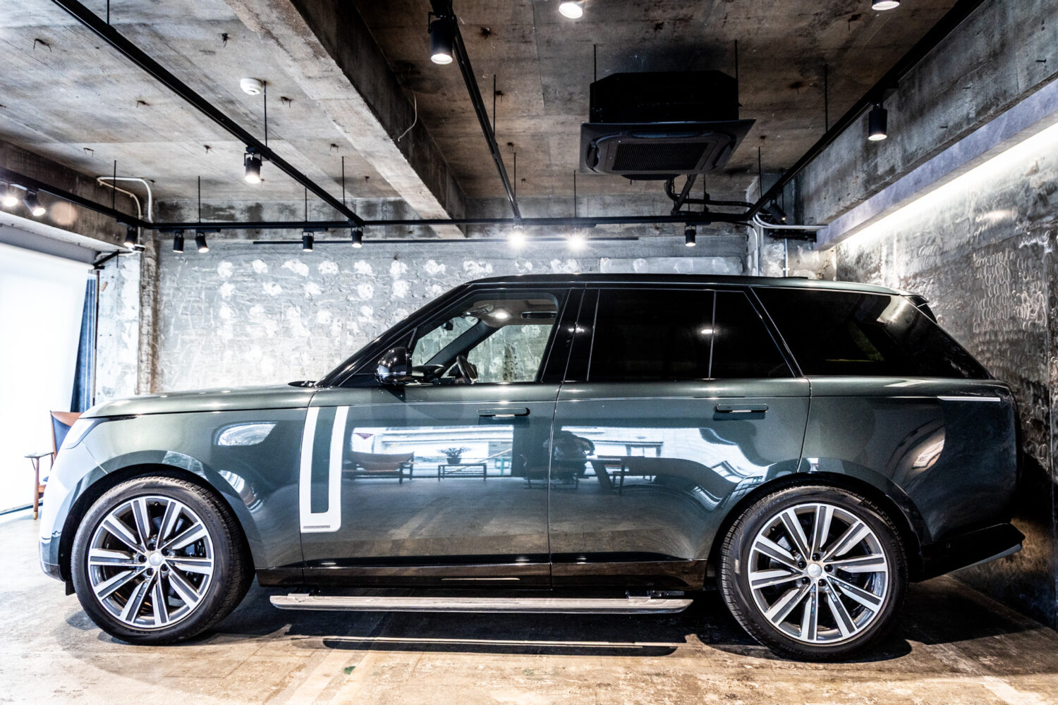 レンジローバー オートバイオグラフィ3.0L D300 SWB 4WD