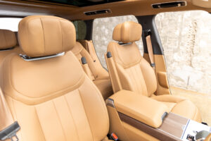 レンジローバー オートバイオグラフィ3.0L D300 SWB 4WD