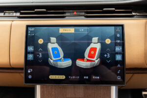 レンジローバー オートバイオグラフィ3.0L D300 SWB 4WD