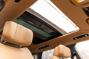 レンジローバー オートバイオグラフィ3.0L D300 SWB 4WD